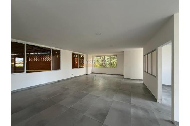 Locales y Bodegas, Venta, Yumbo - $1.800.000.000