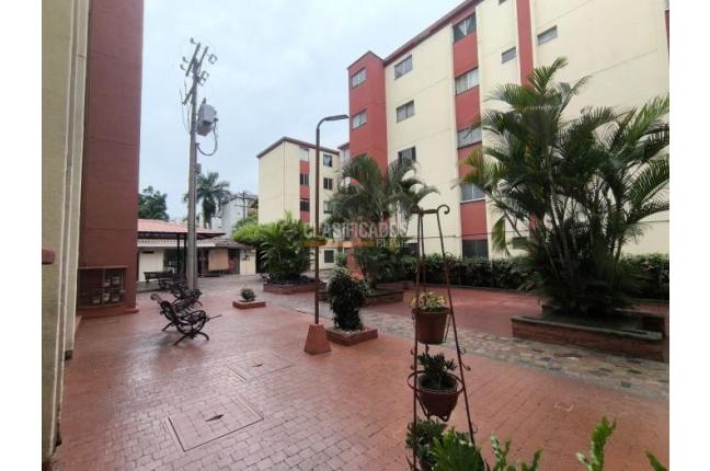 Apartamentos, Venta, Bueno Madrid - $230.000.000
