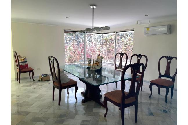 Casas, Venta en La Riverita