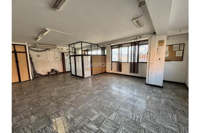 Edificios, Venta, Uribe Uribe - $1.300.000.000