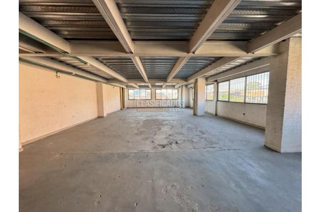 Edificios, Venta, Uribe Uribe - $1.300.000.000