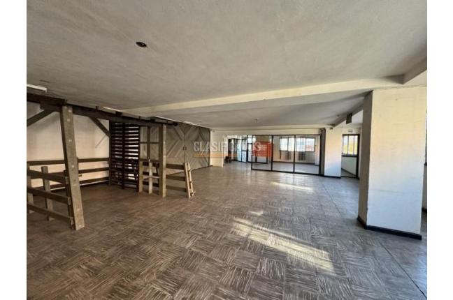 Edificios, Venta, Uribe Uribe - $1.300.000.000