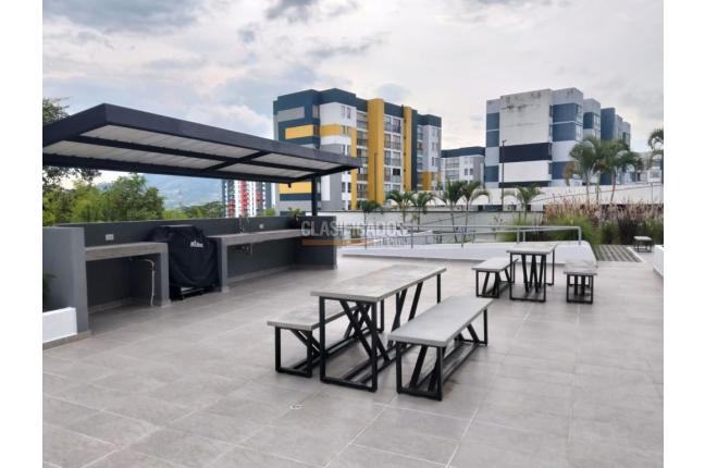 Apartaestudios, Alquiler, Dos Quebradas - $2.200.000