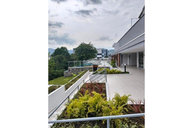 Apartaestudios, Alquiler, Dos Quebradas - $2.200.000