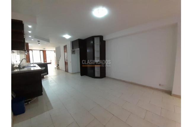 Casas, Alquiler, Calicanto - $2.900.000