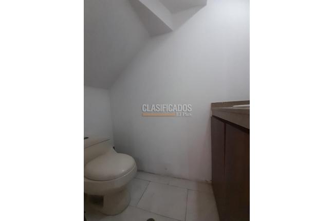 Casas, Alquiler, Calicanto - $2.900.000