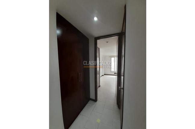 Casas, Alquiler, Calicanto - $2.900.000