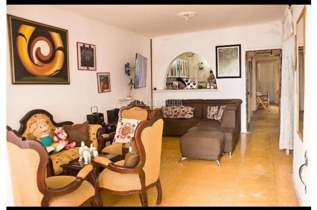 Casas, Venta, Alfonso López - $365.000.000