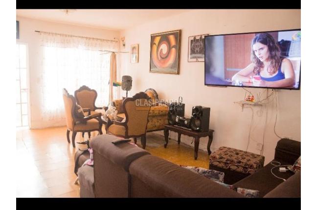 Casas, Venta, Alfonso López - $365.000.000
