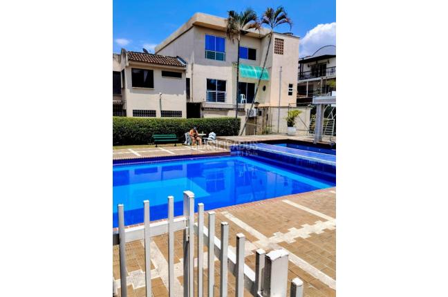Casas, Venta, La Hacienda - $980.000.000