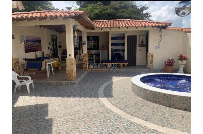 Fincas y Casas Campestres, Venta, Calima (Darién) - $1.250.000.000