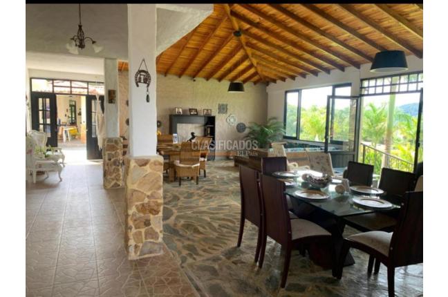 Fincas y Casas Campestres, Venta en Calima (Darién)