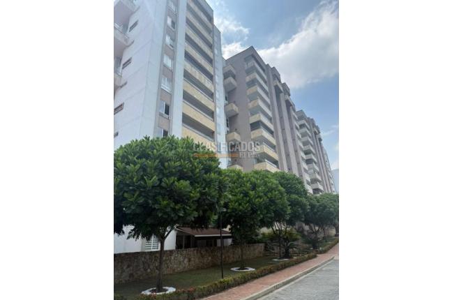 Apartamentos, Venta en Pance