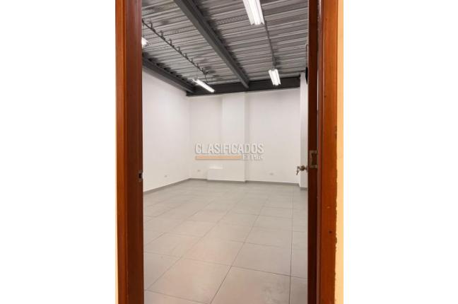 Locales y Bodegas, Alquiler, Evaristo García - $12.000.000