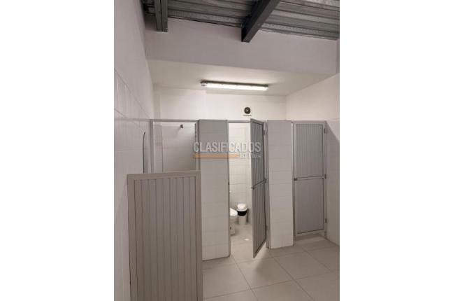 Locales y Bodegas, Alquiler, Evaristo García - $12.000.000
