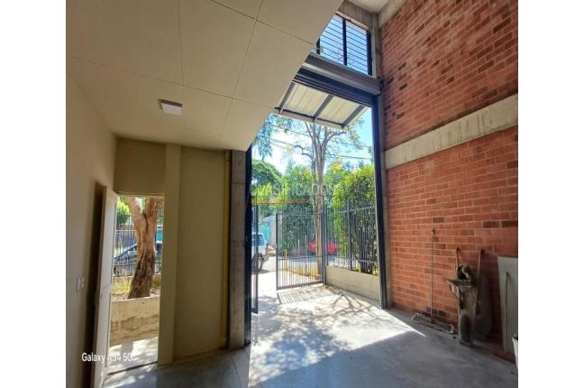 Locales y Bodegas, Venta, Tequendama - $3.899.000.000