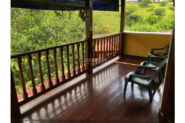 Fincas y Casas Campestres, Venta en Restrepo