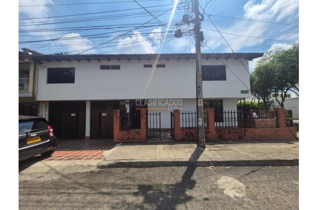 Casas, Venta, Nápoles - $700.000.000