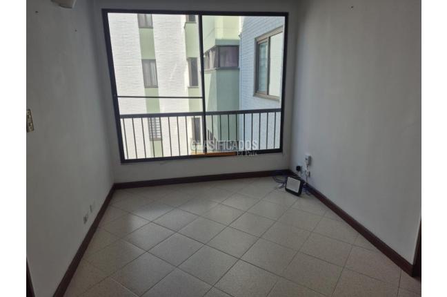 Apartamentos, Venta, Centro Ccial. Unicentro - $369.000.000