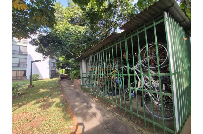 Apartamentos, Venta, Centro Ccial. Unicentro - $369.000.000