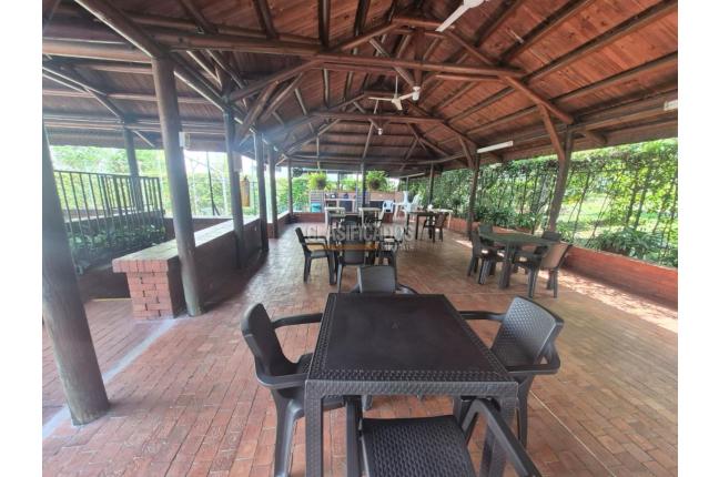 Apartamentos, Venta, Centro Ccial. Unicentro - $369.000.000