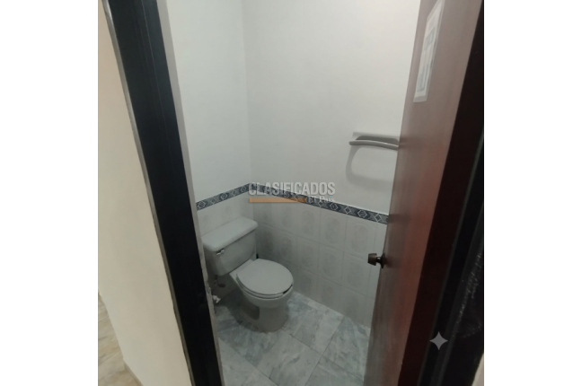 Locales y Bodegas, Alquiler, Meléndez - $2.400.000