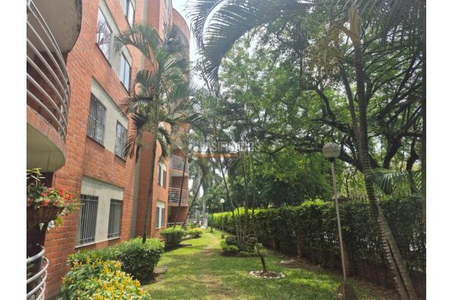 Apartamentos, Venta en Las Quintas de Don Simón