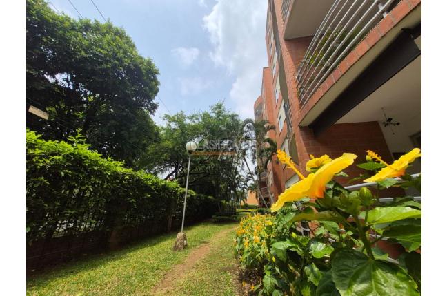 Apartamentos, Venta en Las Quintas de Don Simón