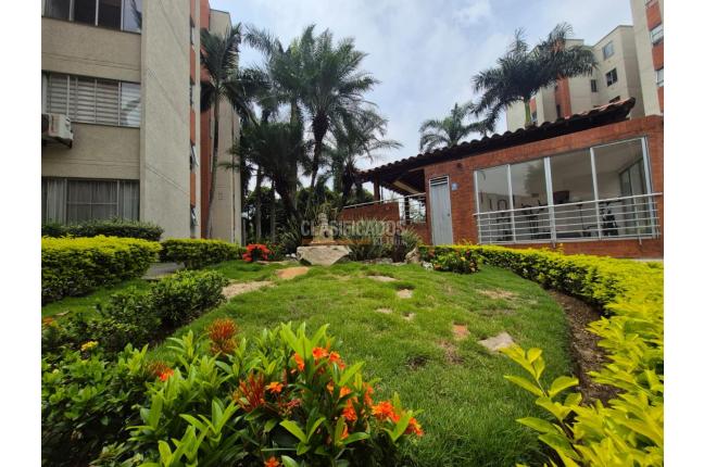 Apartamentos, Venta en Las Quintas de Don Simón