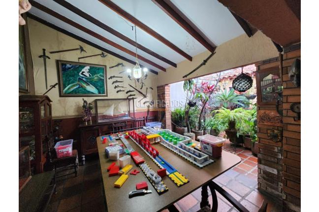 Casas, Venta, Champagñat - $720.000.000