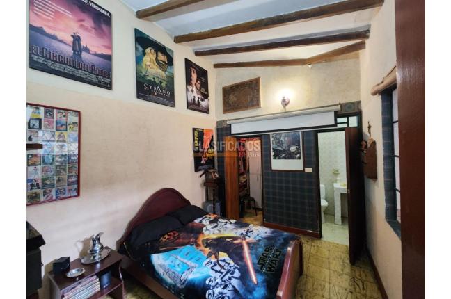 Casas, Venta, Champagñat - $720.000.000