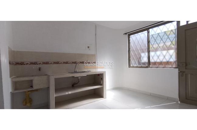 Apartaestudios, Alquiler, Chapinero - $680.000