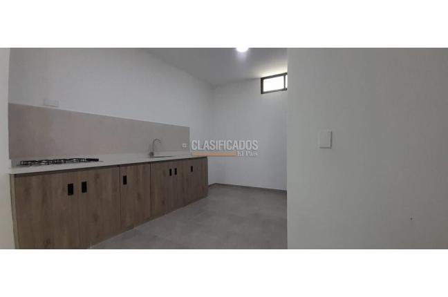 Locales y Bodegas, Alquiler, Capri - $8.660.000