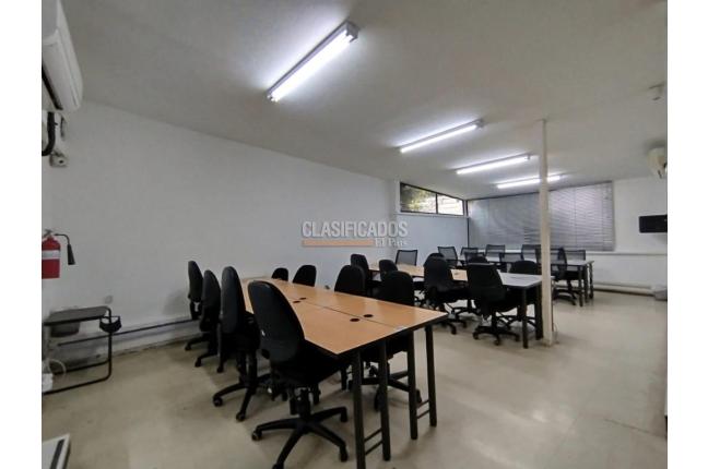 Oficinas y Consultorios, Alquiler, La Flora - $4.700.000