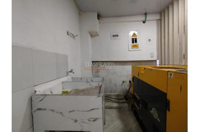 Oficinas y Consultorios, Alquiler, La Flora - $5.500.000
