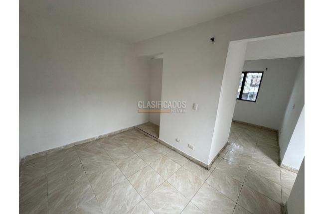 Casas, Alquiler, San Judas - $900.000