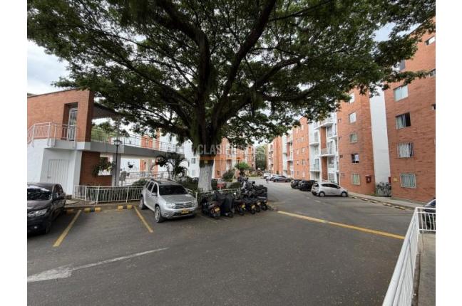 Apartamentos, Venta en El Refugio