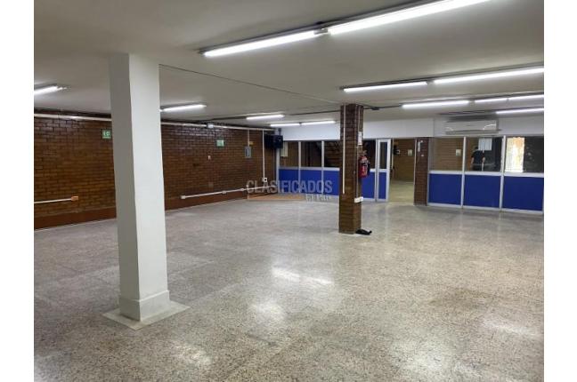 Locales y Bodegas, Alquiler, Obrero - $8.211.000