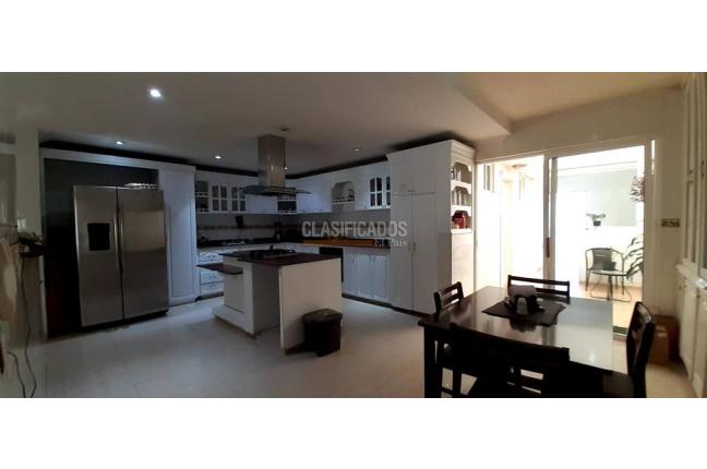 Casas, Venta, Prados del Limonar - $1.300.000.000