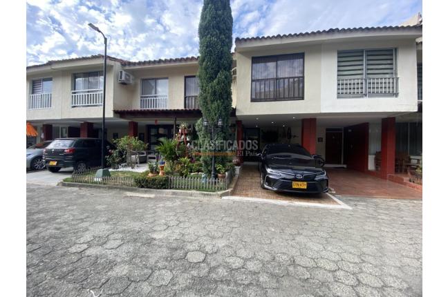Casas, Venta en Las Quintas de Don Simón