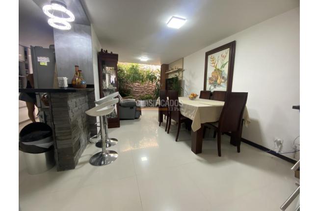 Casas, Venta, Las Quintas de Don Simón - $680.000.000