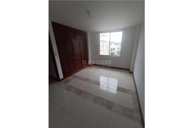 Apartamentos, Alquiler, Primero de Mayo - $1.400.000