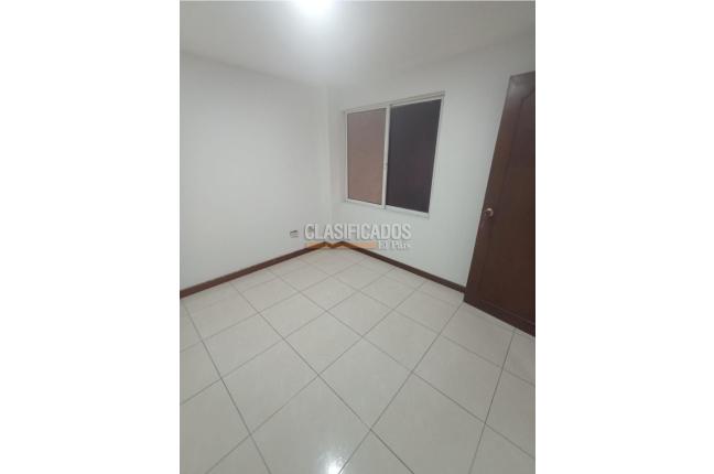 Apartamentos, Alquiler, Primero de Mayo - $1.400.000