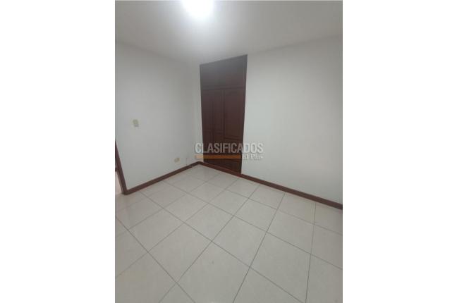 Apartamentos, Alquiler, Primero de Mayo - $1.400.000