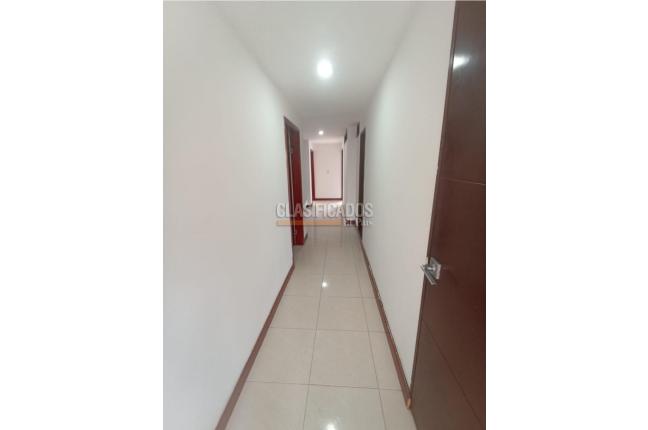 Apartamentos, Alquiler, Primero de Mayo - $1.400.000