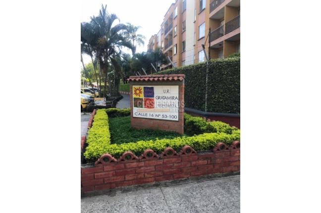 Apartamentos, Alquiler, Primero de Mayo - $1.400.000
