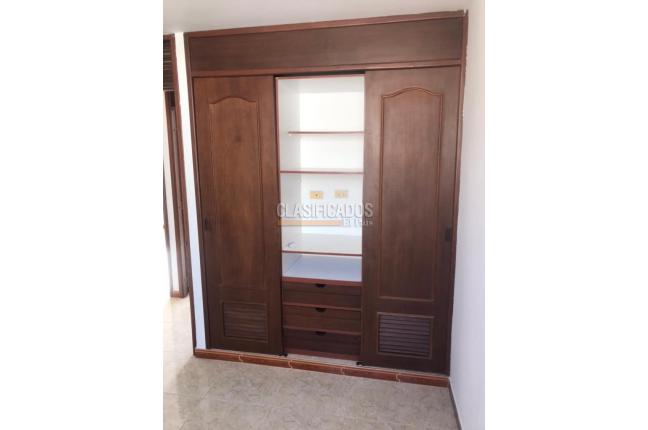 Apartamentos, Alquiler, Primero de Mayo - $1.400.000