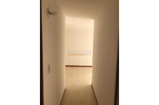 Apartamentos, Alquiler, Primero de Mayo - $1.400.000