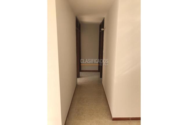 Apartamentos, Alquiler, Primero de Mayo - $1.400.000