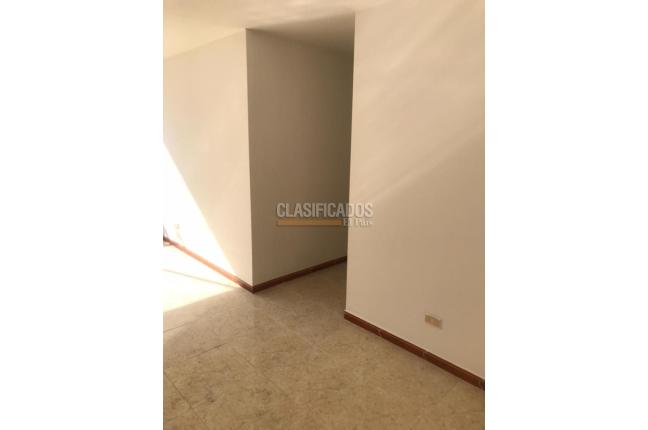 Apartamentos, Alquiler, Primero de Mayo - $1.400.000